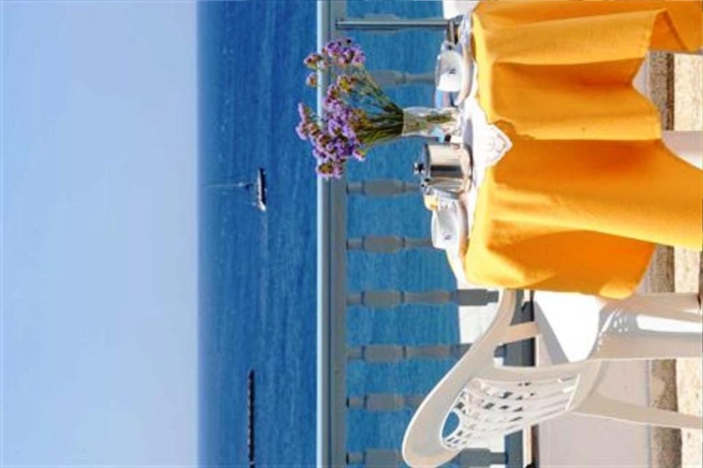 Asteria Hotell Tínos Rum bild