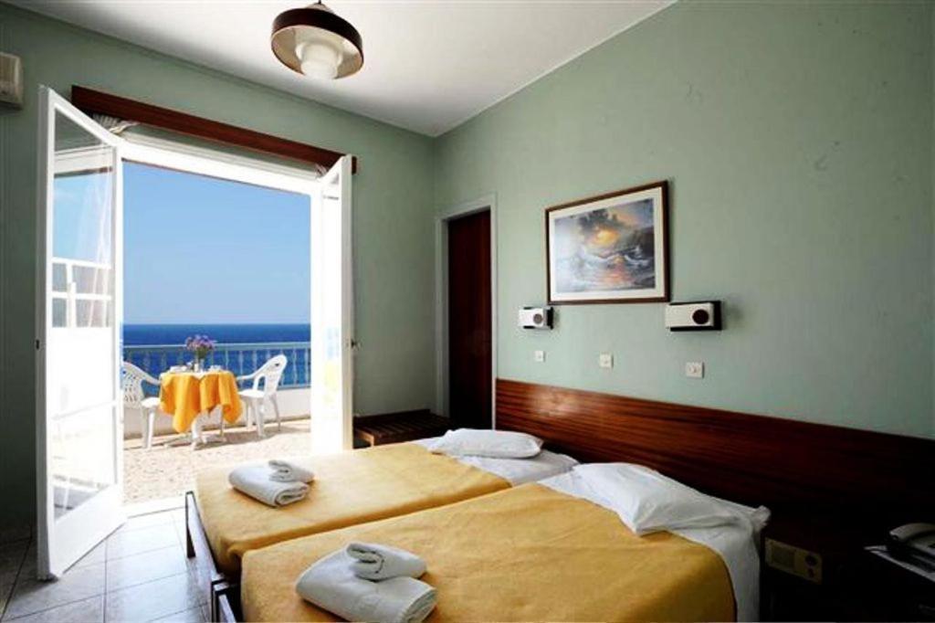 Asteria Hotell Tínos Rum bild