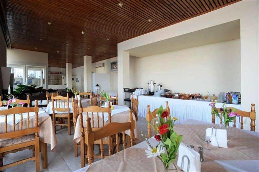 Asteria Hotell Tínos Exteriör bild